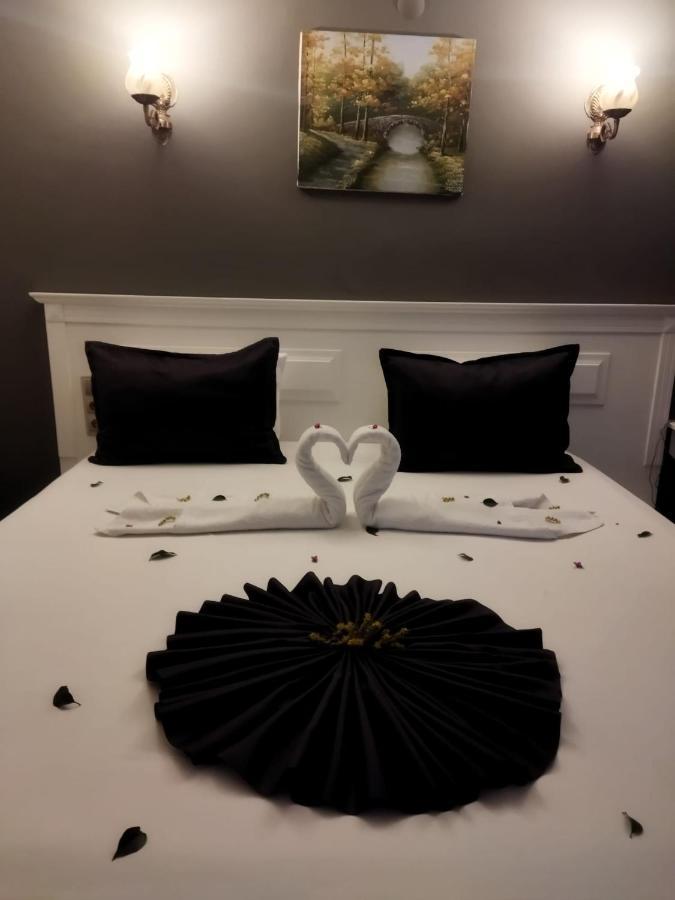 Bostanci Ueckale Otel Restaurant מראה חיצוני תמונה